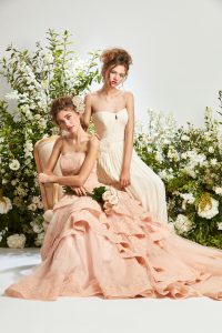 ピンクカラードレス