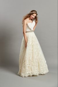 ウェディングドレス GRACE CONTINENTAL